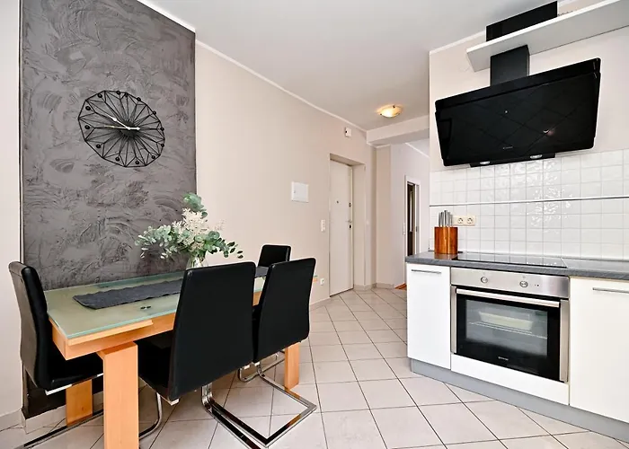 Jakov With Balcony *