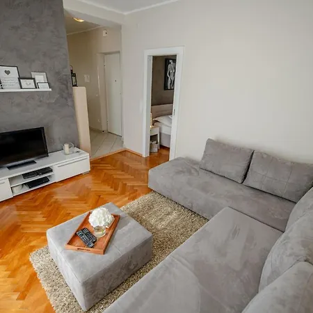 Appartamento Jakov With Balcony Zara