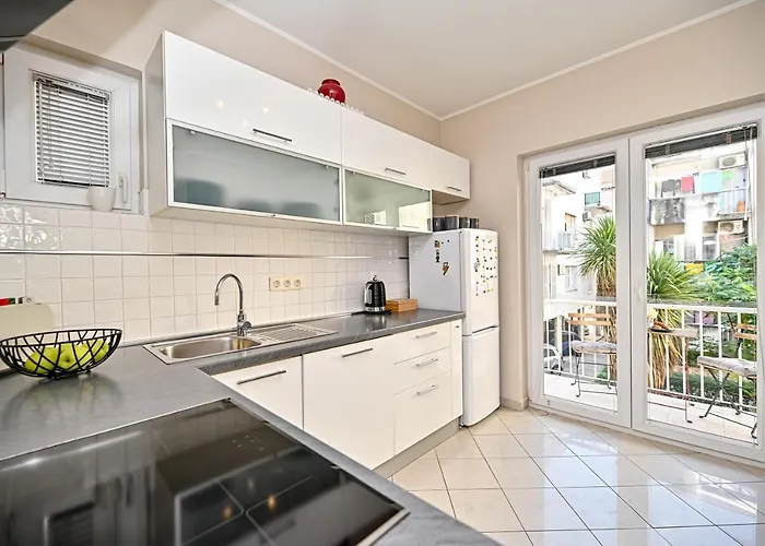 Jakov With Balcony *