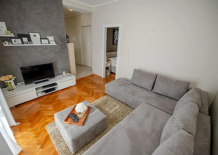 Apartamento Jakov With Balcony Zadar